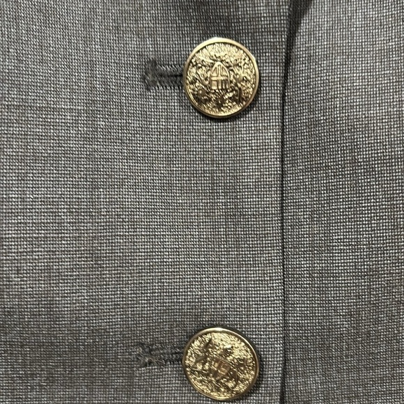 Banana Republic Navy 2 Button Wool Blazer size 8 petite - Picture 3 of 12